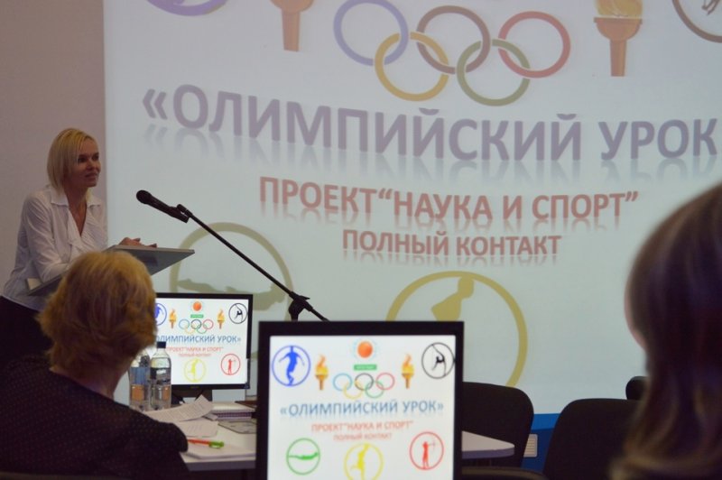 Фото к Олимпийская чемпионка Ольга Кузенкова рассказала юным спортсменам, чего стоит Олимпийская медаль