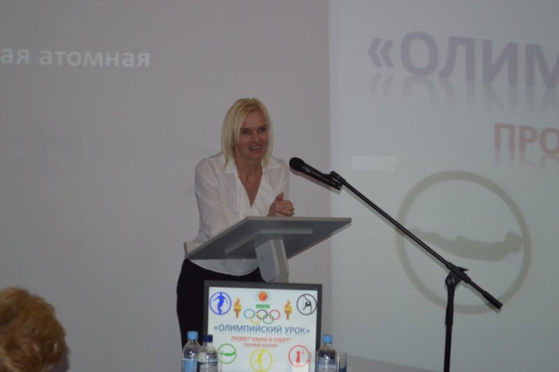 Фото к Олимпийская чемпионка Ольга Кузенкова рассказала юным спортсменам, чего стоит Олимпийская медаль