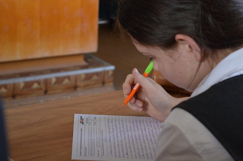 Фото к Более 100 смолян впервые присоединились к международной акции  «Тотальный диктант» 