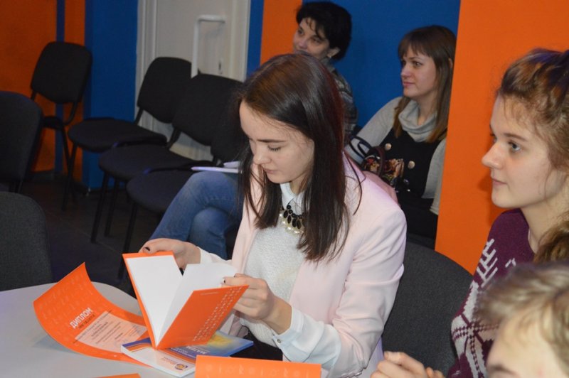 Фото к «Матрица»: старшеклассники Смоленска приняли участие во всероссийском чемпионате по интеллектуальным играм
