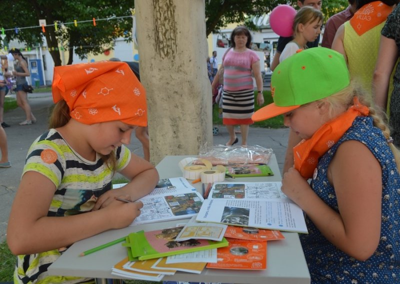 Фото к От «атомной» импрессии до науки за минуту: ИЦАЭ на Дне молодежи