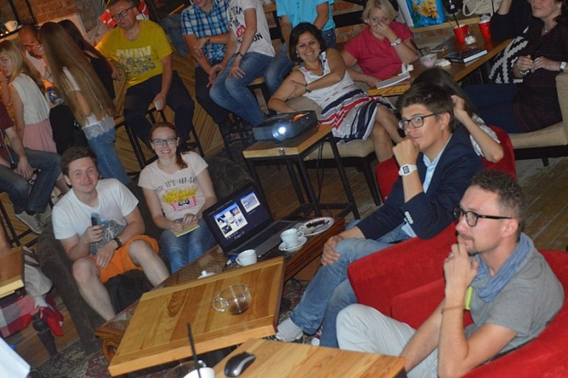 Фото к Романтика космоса: в Смоленске выступил Александр Шаенко