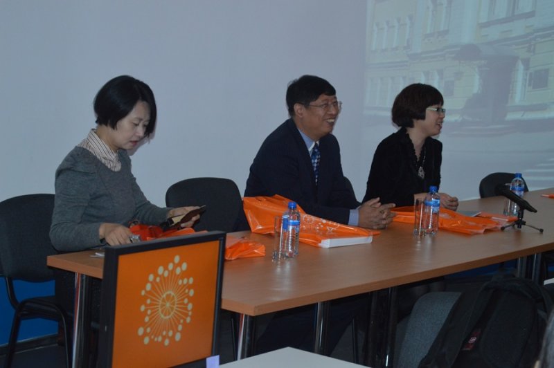 Фото к ИЦАЭ Смоленска посетили делегации Китая и Польши