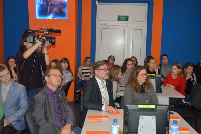 Фото к Брецель, футбол и олимпиада: в ИЦАЭ ученые из России и Германии обсудили культурное многообразие