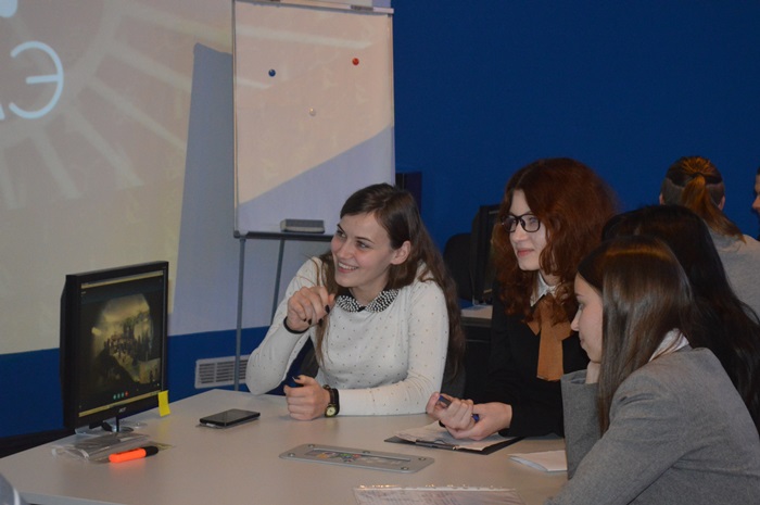 Фото к Говорим по-русски: в ИЦАЭ в on-line режиме встретились смоляне и афиняне