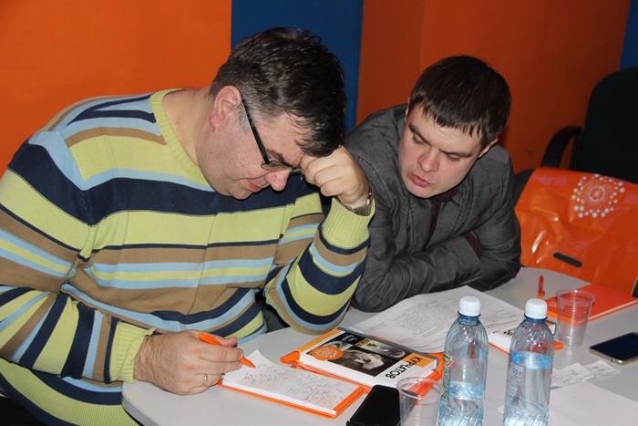 Фото к В Смоленске прошел региональный этап чемпионата «Что? Где? Когда?» среди предприятий атомной отрасли