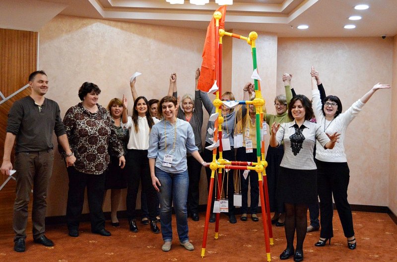 Фото к «Нескучная школа»: смоленские учителя на фестивале науки «Кстати» в Воронеже