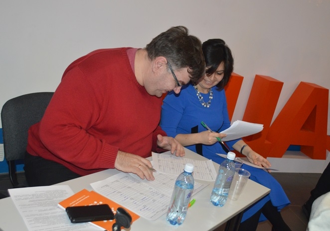 Фото к От Гарри Поттера до Джастина Бибера: смоленские школьники разыграли отборочный этап «Матрицы»