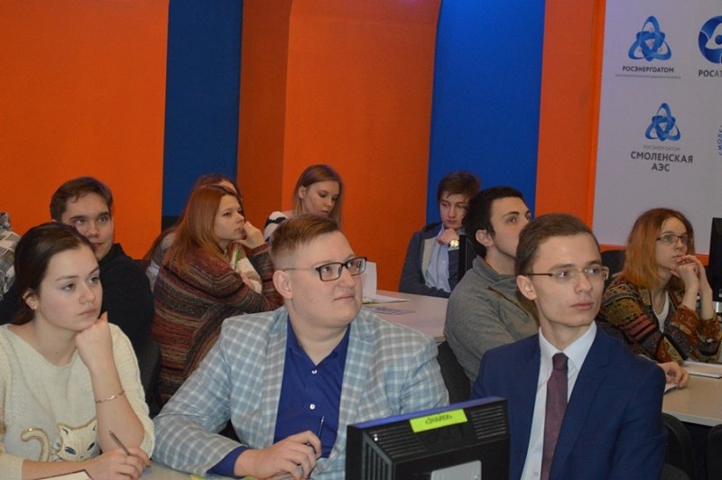 Фото к Неофициальные топонимы, археологические раскопки и «чепухатом»: в Смоленске прошел День российской науки