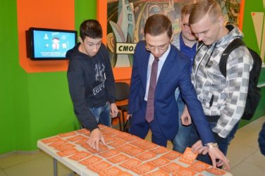 Фото к Неофициальные топонимы, археологические раскопки и «чепухатом»: в Смоленске прошел День российской науки